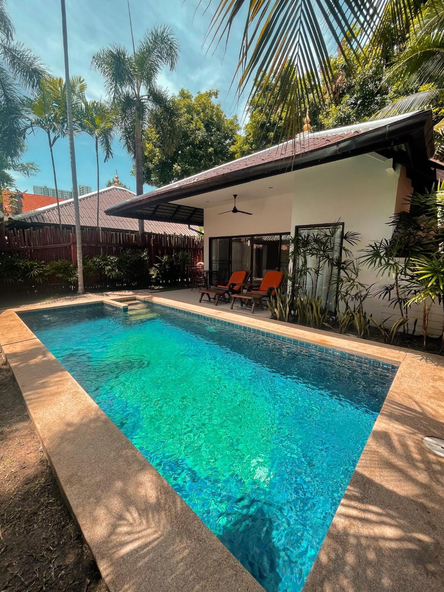 Villa Raya Resort Private Pool Villas Pattaya Phòng bức ảnh